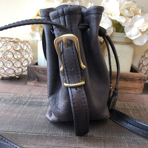 Fount Leather Bucket Bag - Picture 3 of 10